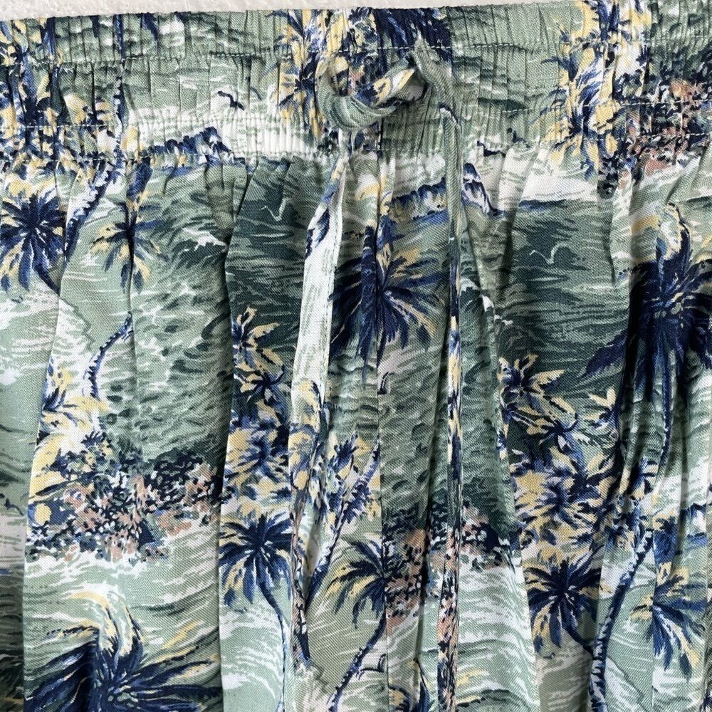 Capacity Palm Tree Shirt & Matching Shorts EUC - Picture 9 of 11
